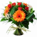 Приобрести подарок к букету цветов с доставкой в Красноярске